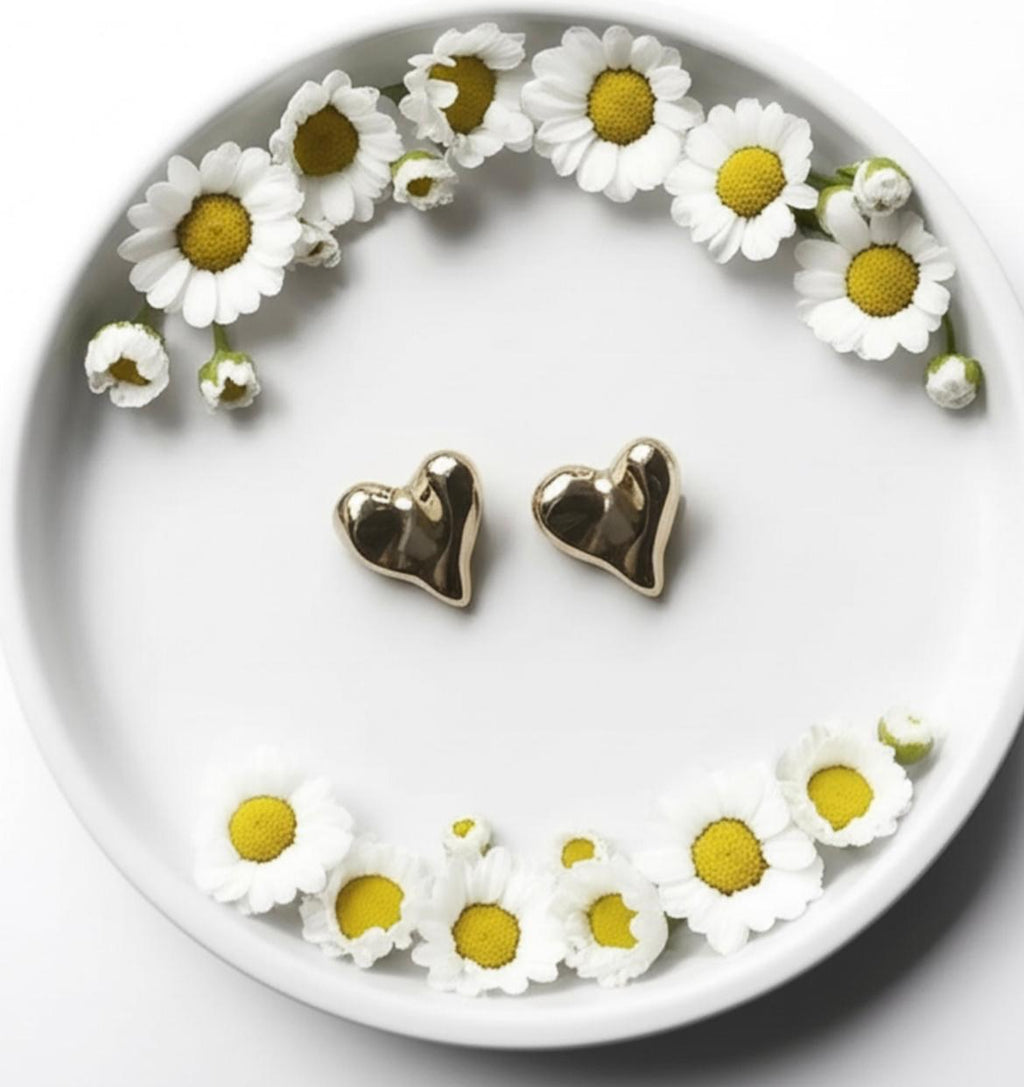 Puffed heart-shaped stud.