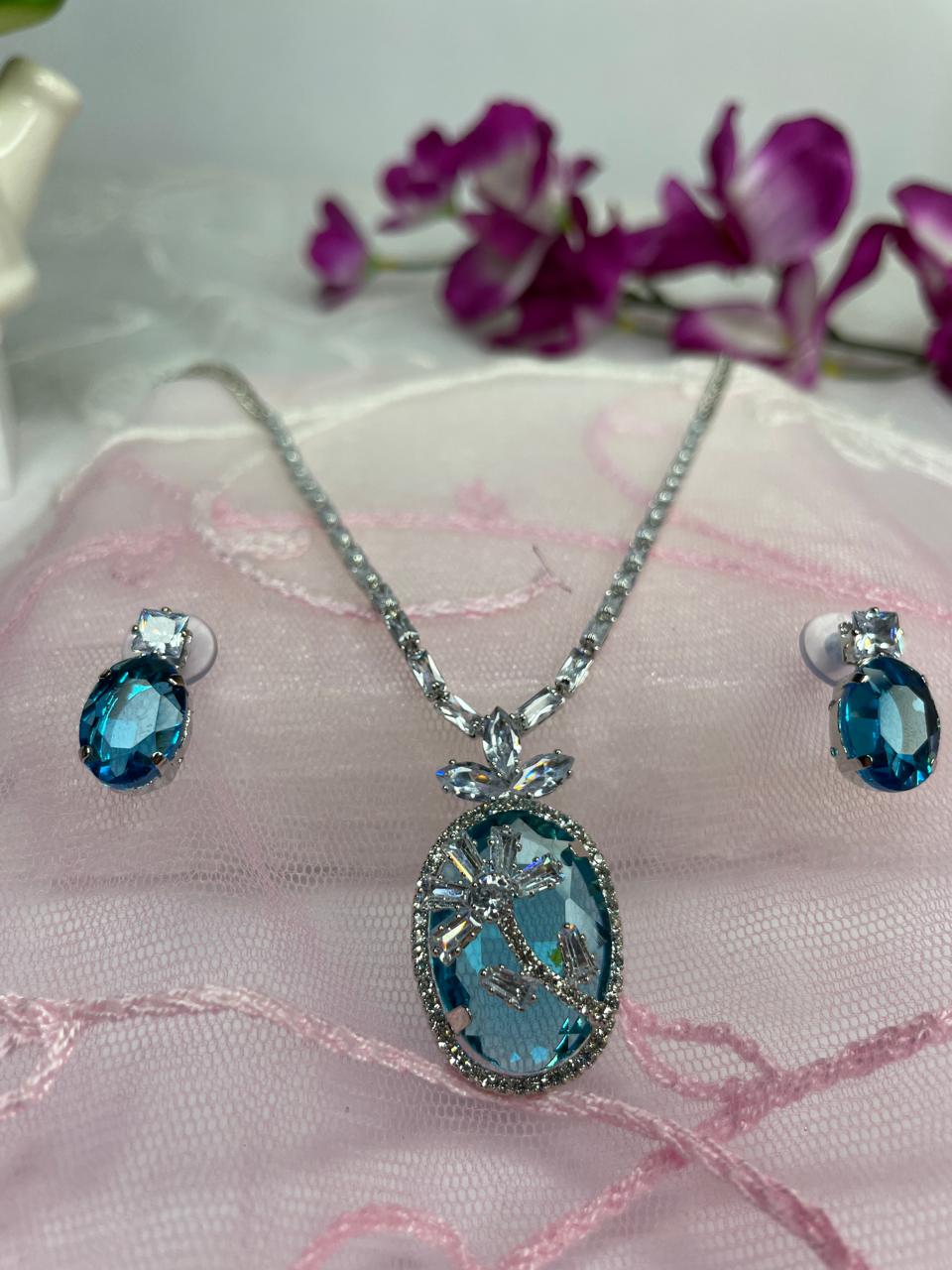 Floral Vine Aquamarine Necklace & Earring Set.