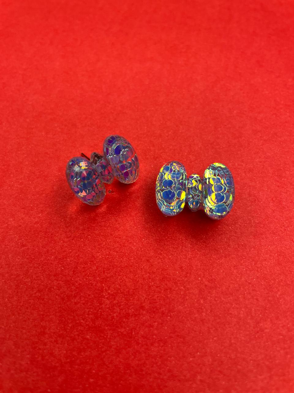 Iridescent Acrylic Bow Beads.