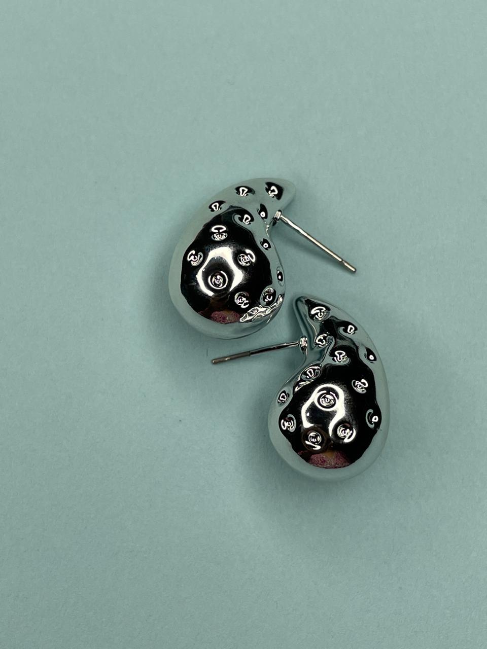 Tear Drop Shaped Stud.