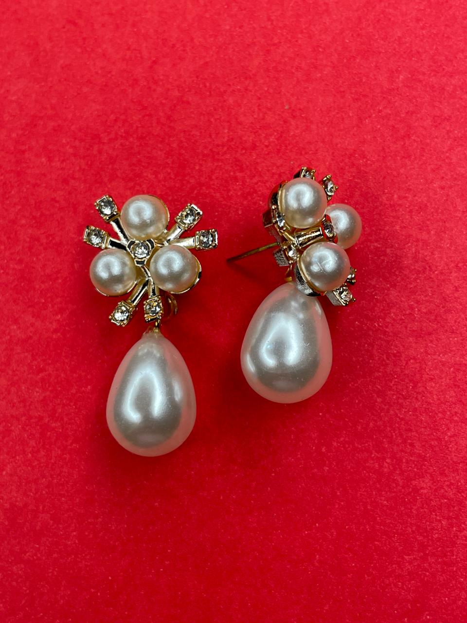 Gold-Tone Cluster Drop Earrings.