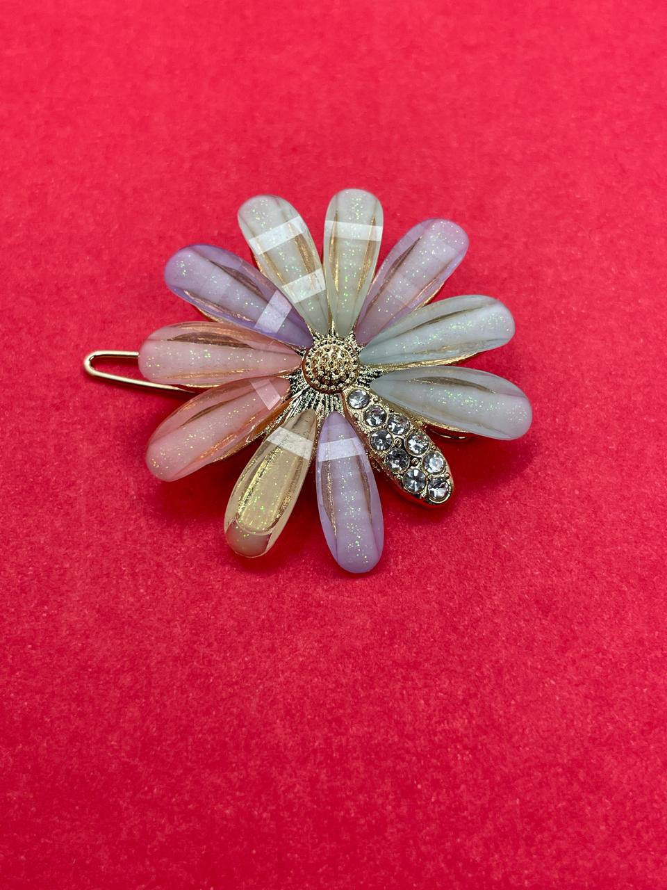 Flower-Shaped Hair Clip.