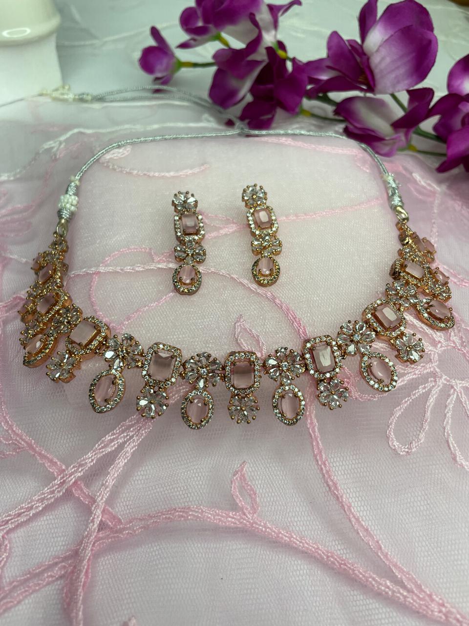 Blush Royale Choker Set.