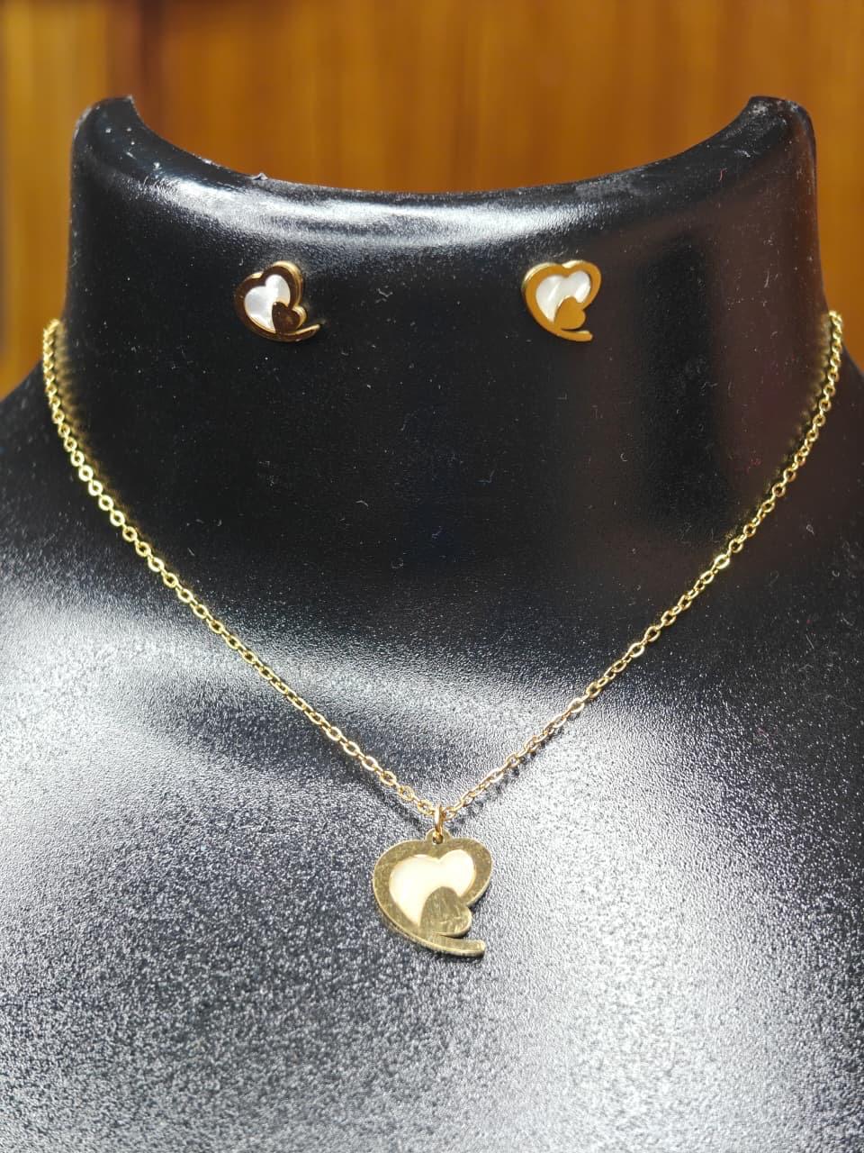 Mother of Pearl Heart Pandent.